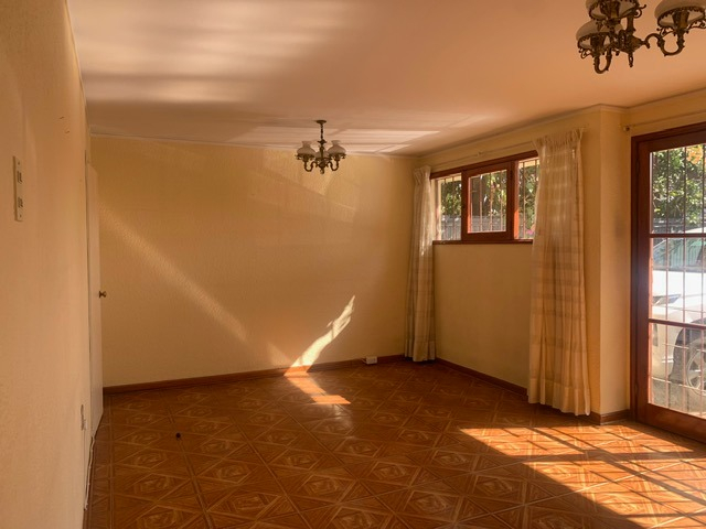 Venta Casa NO 4D 2B 3E Sebasti&aacute;n Elcano - Las Condes