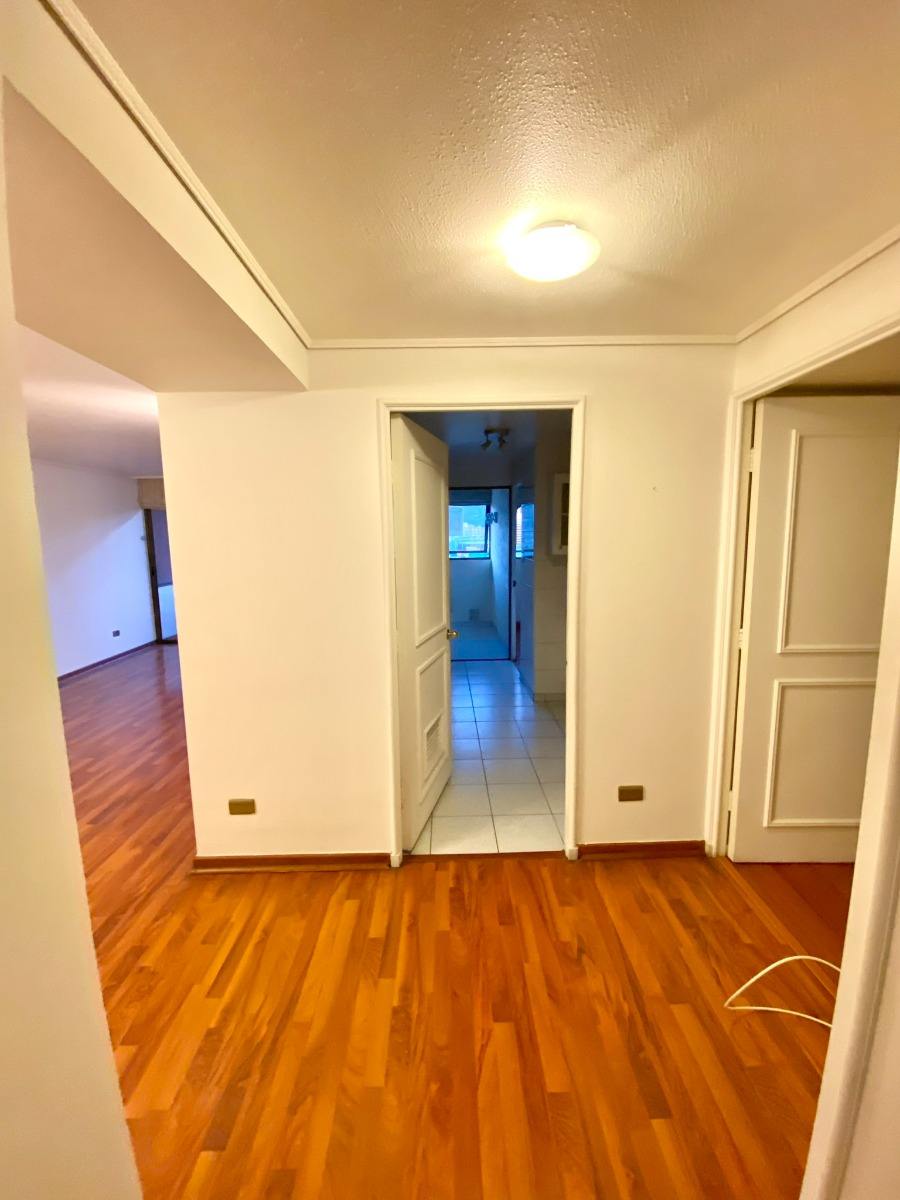 Arriendo Departamento NO 3D en suite Walk-in cl&oacute;set 3B 1E 1B Parque Arauco - Las Condes