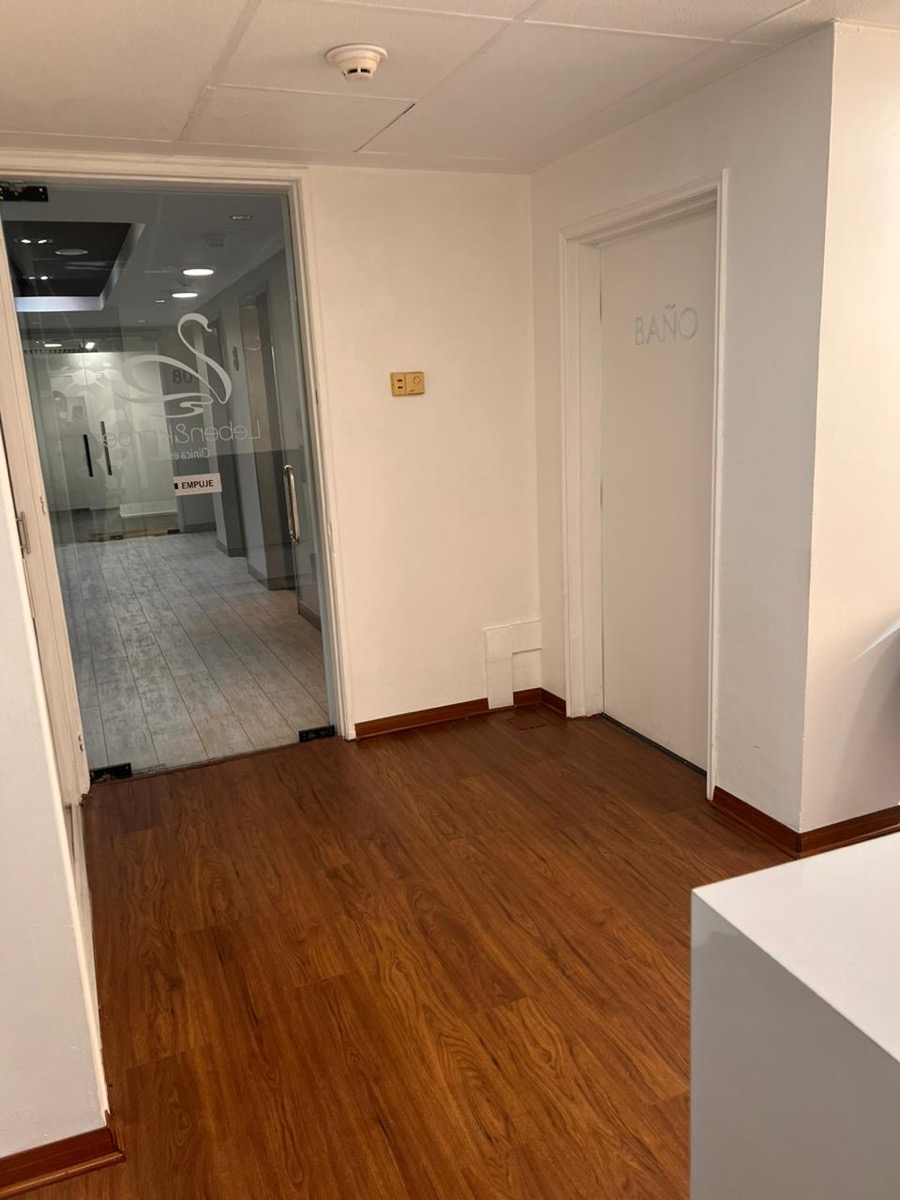 Arriendo Oficina 2B 3E 1B Barrio El Golf - Las Condes