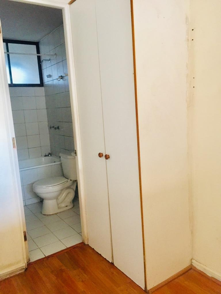 Arriendo Casa NO 4D en suite Walk-in cl&oacute;set 3B 2E San Carlos de Apoquindo - Las Condes