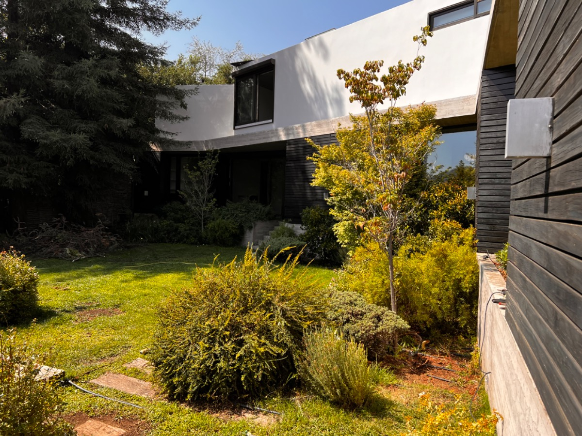 Venta Casa NO 4D 6B 3E 2B La Dehesa - Lo Barnechea