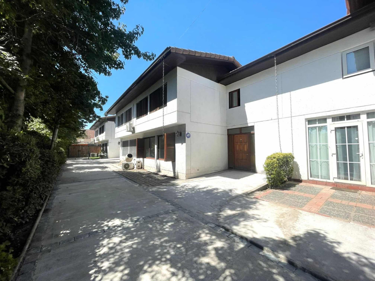 Arriendo Casa 3D 2B 1E Pepe Vila - La Reina