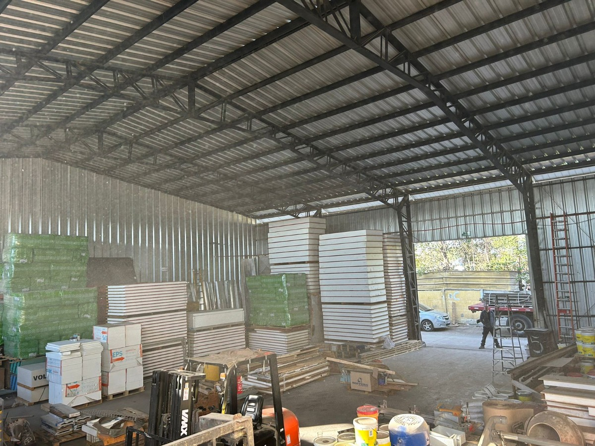 Se Arrienda Galp&oacute;n Industrial 500 M2 En La Pintana