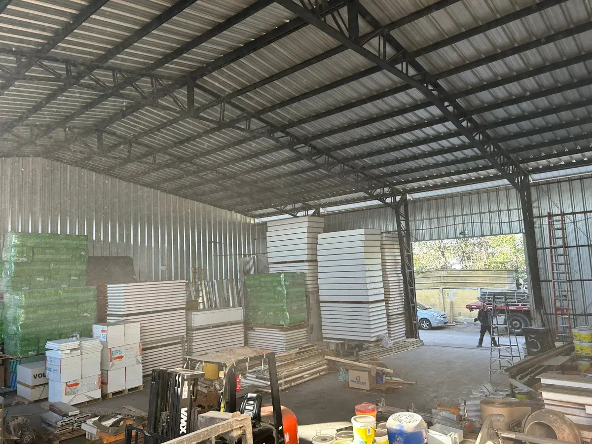 Se Arrienda Galp&oacute;n Industrial 500 M2 En La Pintana