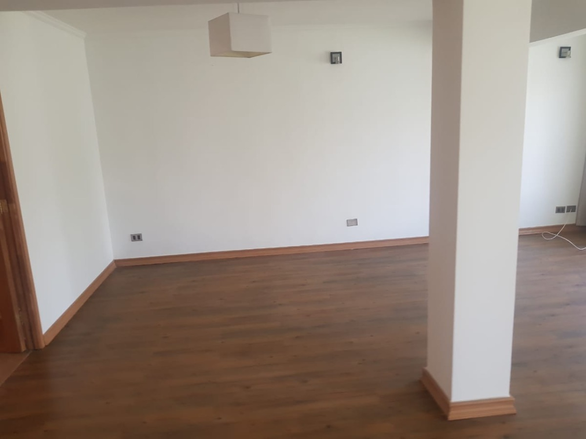 Arriendo Casa 3D 2B 2E 1B Villa El Dorado - Vitacura