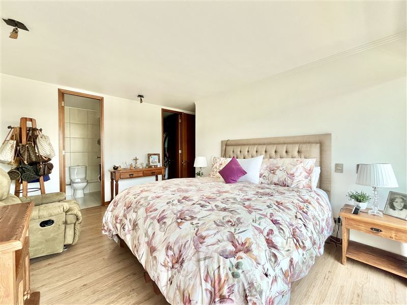 Venta Departamento Norte 2D en suite Walk-in cl&oacute;set 2B 2E 1B  - Las Condes