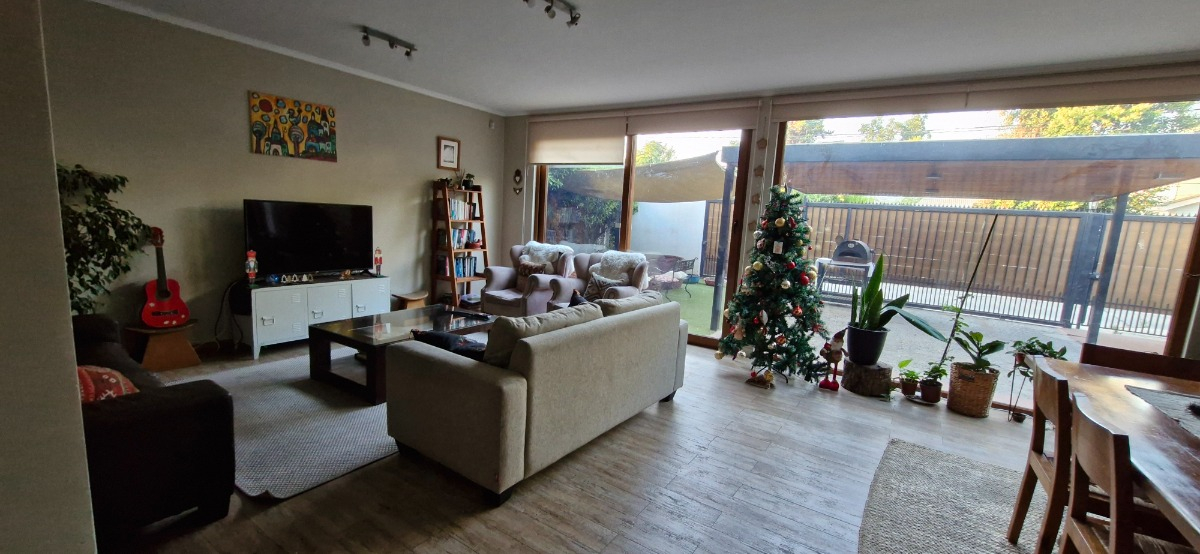 Arriendo Casa P 4D 4B 2E 1B Metro Pr&iacute;ncipe de Gales - Country Club - La Reina