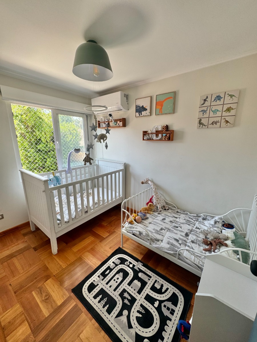 Venta Casa NO 3D 2B 2E 1B Alto Las Condes - Las Condes