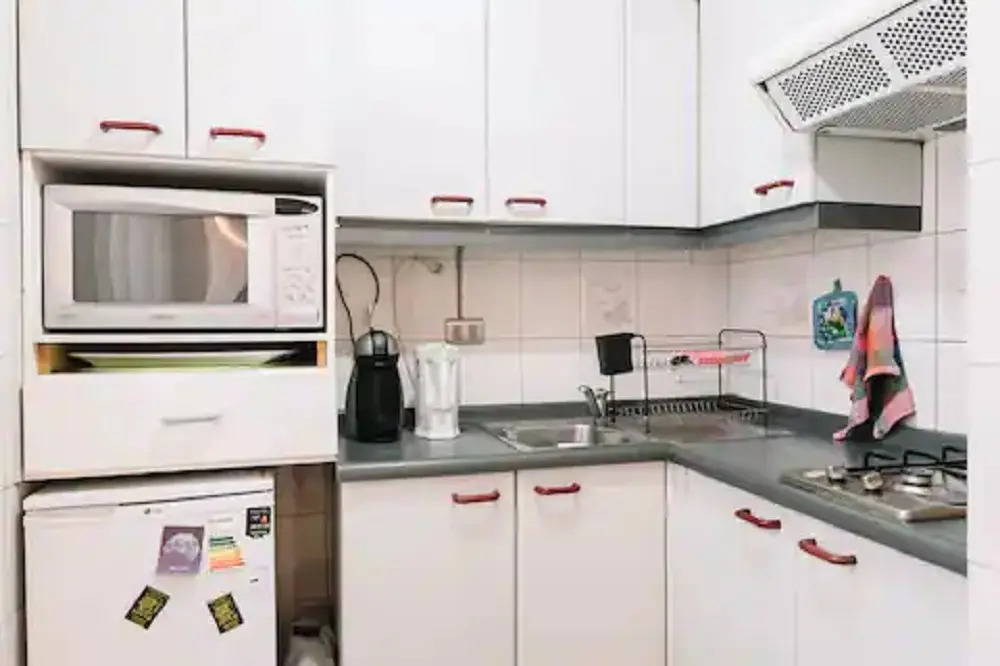 Arriendo Departamento P 1D en suite 1B 1E Barrio El Golf - Las Condes