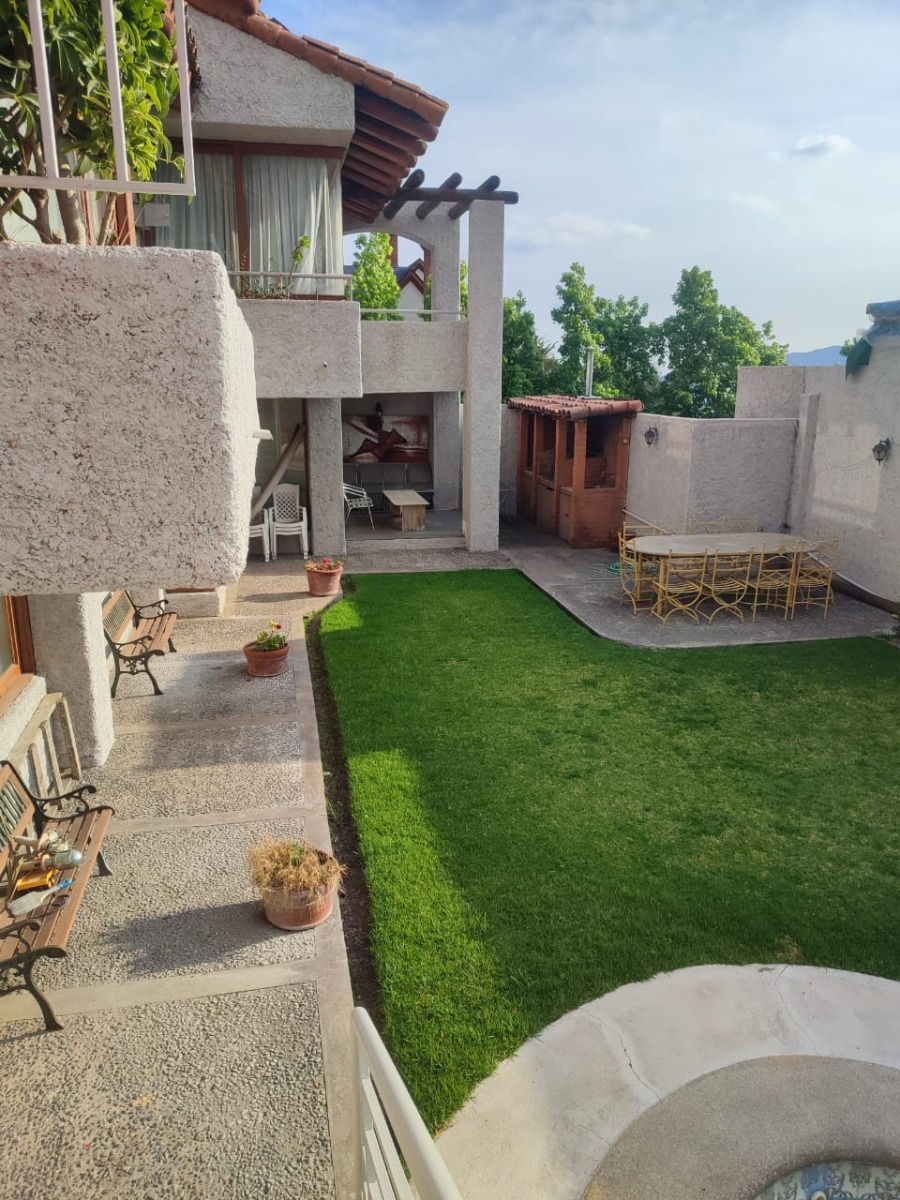 Venta Casa NO 6D en suite Walk-in cl&oacute;set 5B 3E 1B El Huinganal - Lo Barnechea