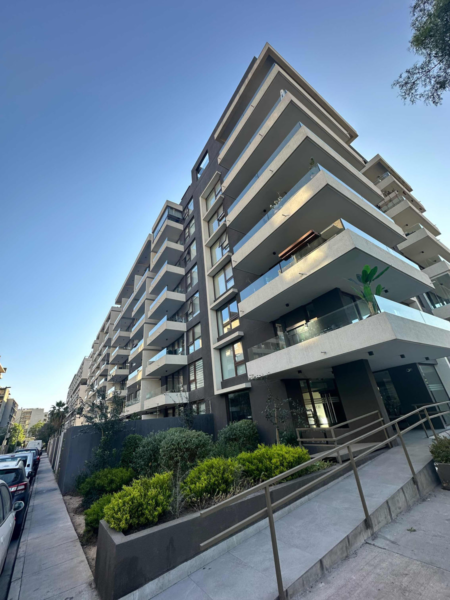 Arriendo Departamento NP 2D en suite 2B 1E 1B Metro Hernando de Magallanes - Las Condes