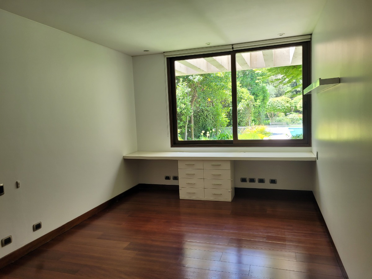 Venta Casa NOSP 6D en suite Walk-in cl&oacute;set 8B 4E 1B Los Trapenses - Lo Barnechea