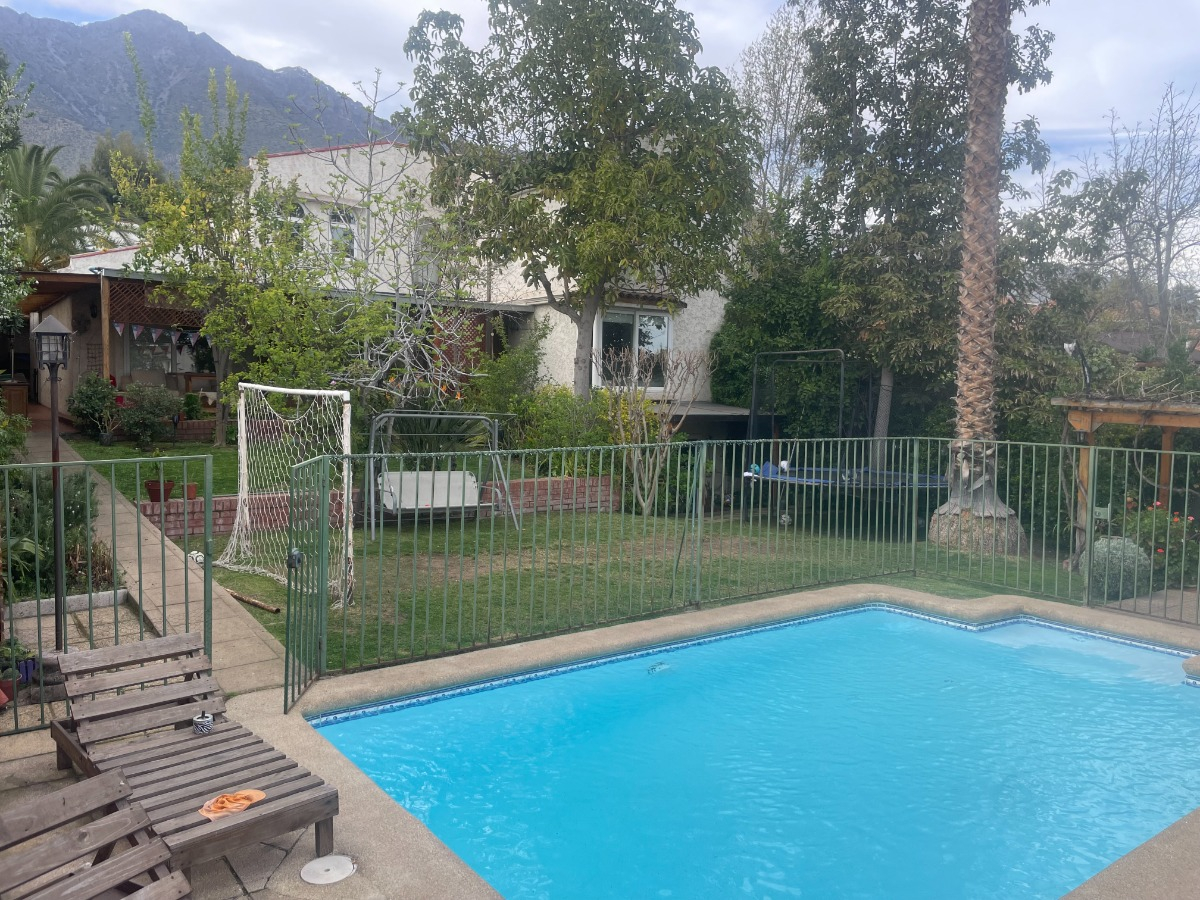 Venta Casa 6D en suite Walk-in cl&oacute;set 5B 2E 1B La Reina Alta - La Reina