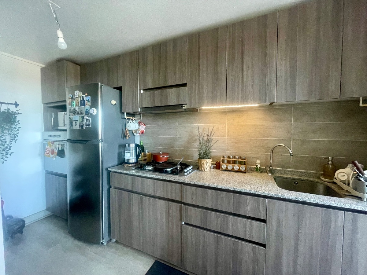 Venta Departamento 2D en suite Walk-in cl&oacute;set 2B 1E Metro Santiago Bueras - Maip&uacute;