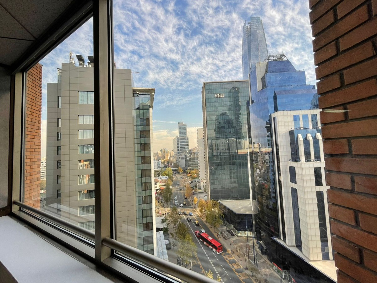 Arriendo Oficina 2B Centro Financiero - Las Condes