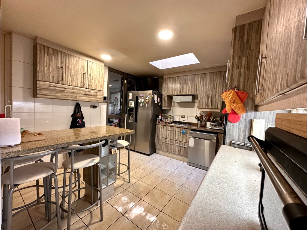 Venta Casa NO 6D en suite Walk-in cl&oacute;set 5B 2E 1B San Carlos de Apoquindo - Las Condes