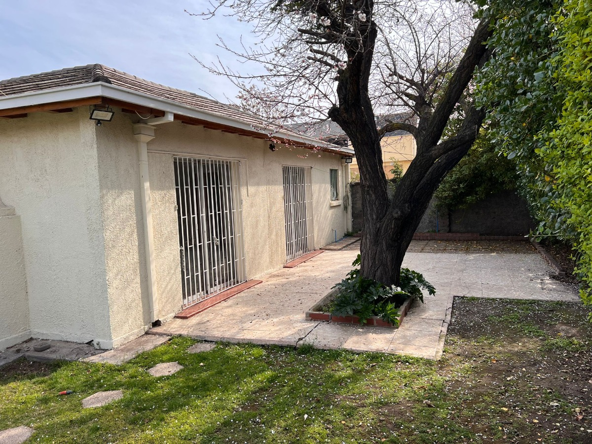 Arriendo Casa 4D 2B 1E 1B Rotonda Atenas - Las Condes