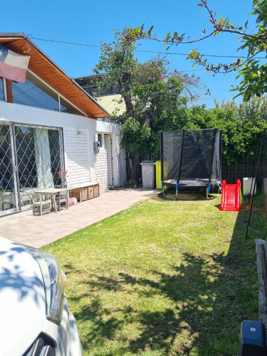 Arriendo Casa 4D Villa El Dorado - Vitacura