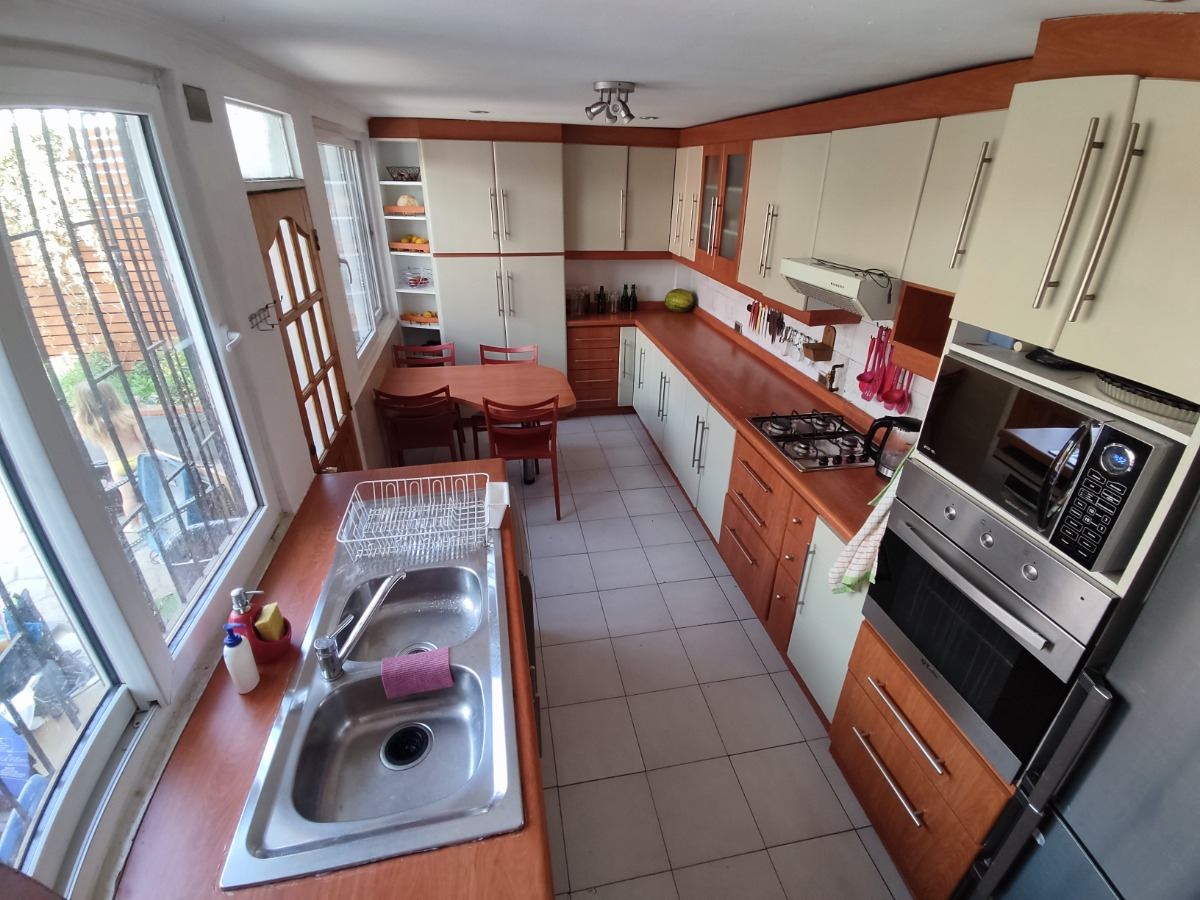 Venta Casa NO 3D 2B 1E 1B Francisco de Villagra - La Reina