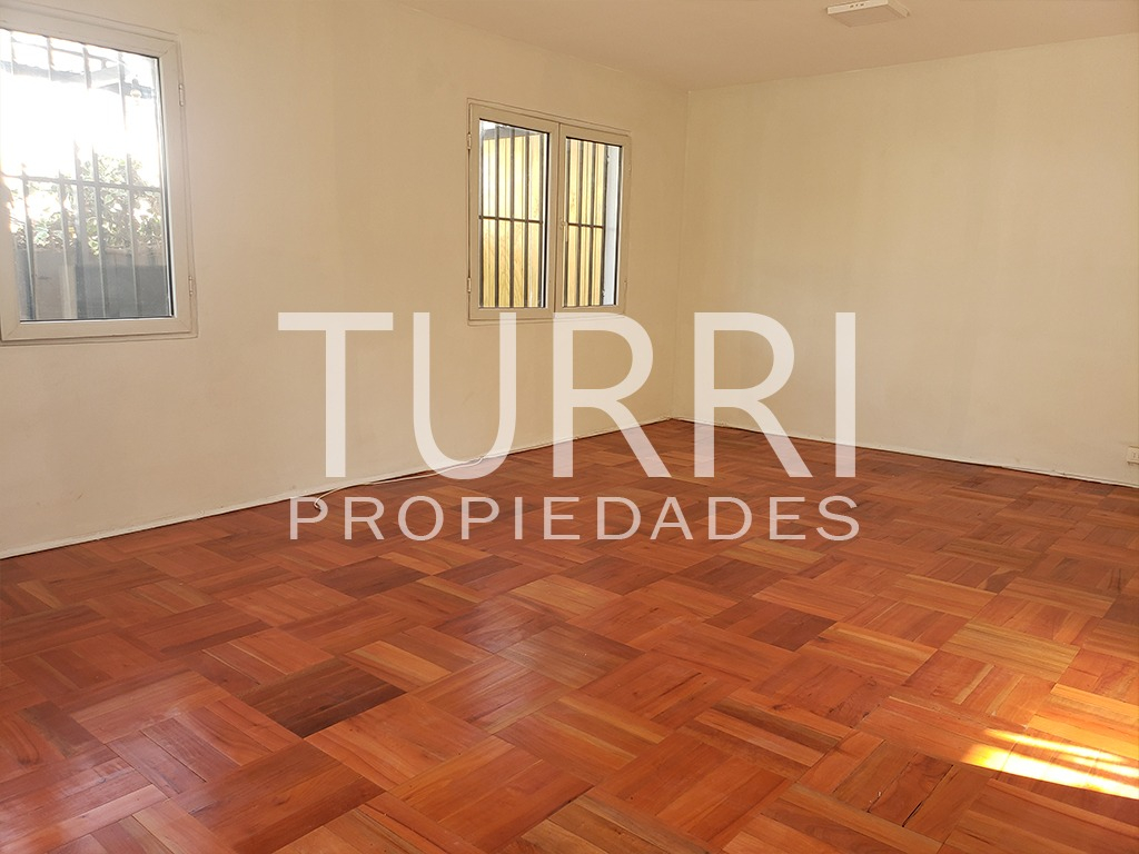 Arriendo Casa NOSP 4D 3B 2E Metro Escuela Militar - Las Condes