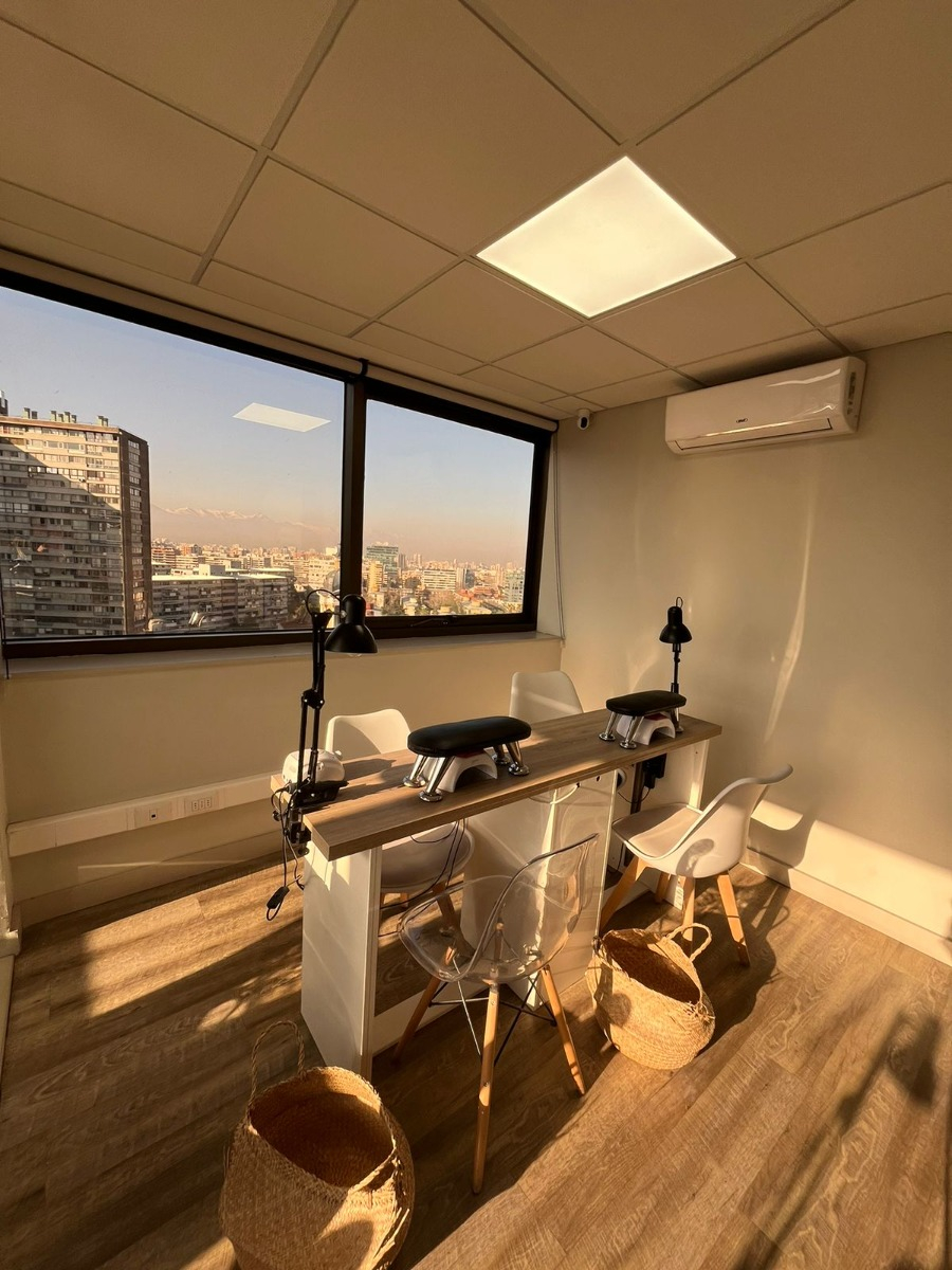 Arriendo Oficina 2B Pedro de Valdivia - Providencia