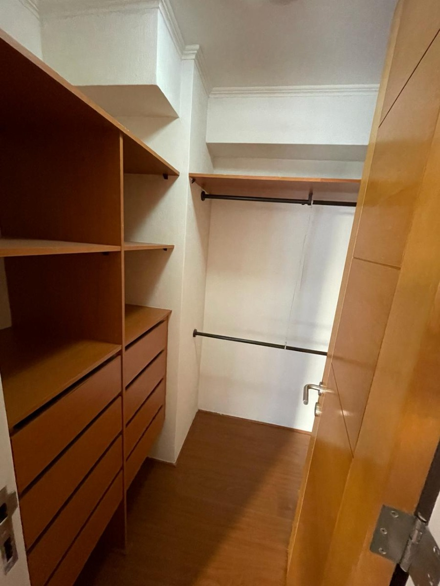 Venta Departamento SP 4D en suite Walk-in cl&oacute;set 3B 1E 1B Vaticano - Las Condes