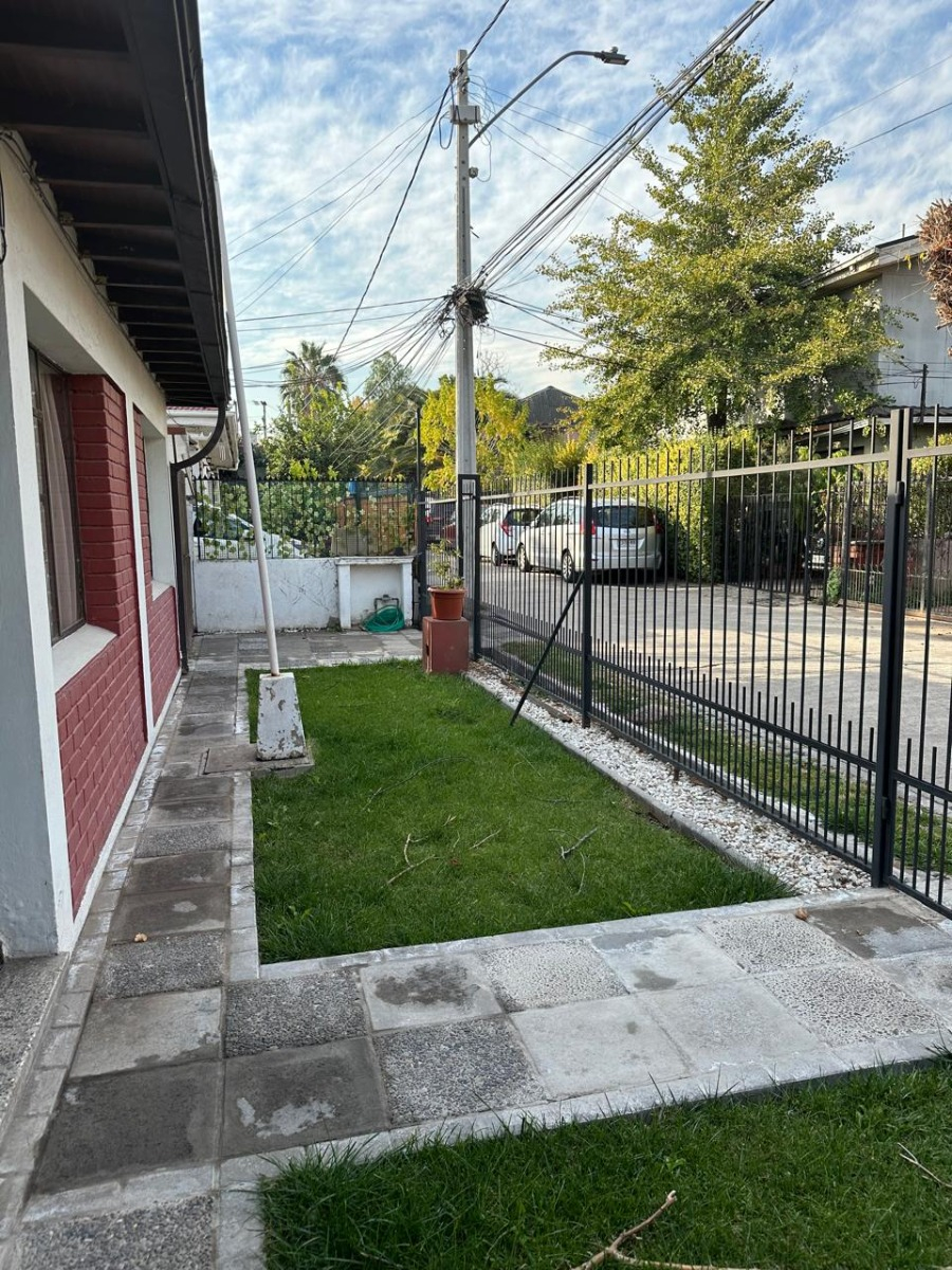 Venta Casa P 3D 1B 2E 1B Francisco de Villagra - La Reina