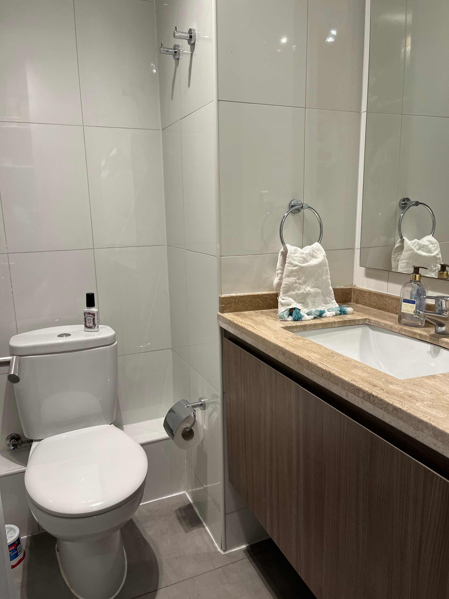 Arriendo Departamento 2D Metro Hernando de Magallanes - Las Condes