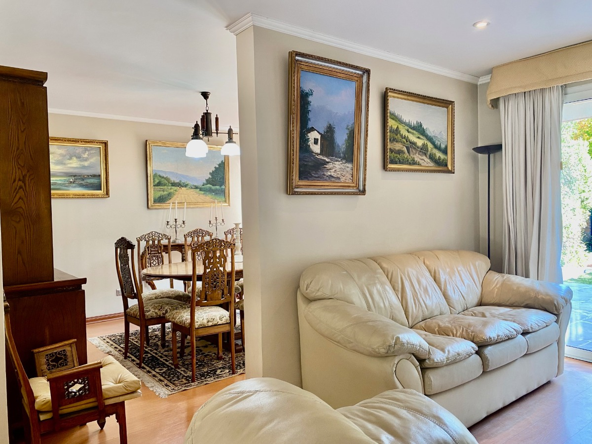 Venta Casa P 5D en suite Walk-in cl&oacute;set 5B 2E 1B Los Trapenses - Lo Barnechea