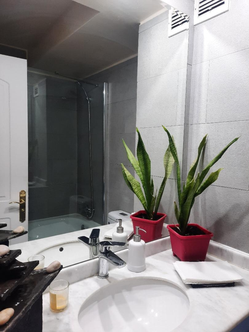 Venta Departamento NO 3D en suite Walk-in cl&oacute;set 2B 1E 1B Los Dominicos - Las Condes
