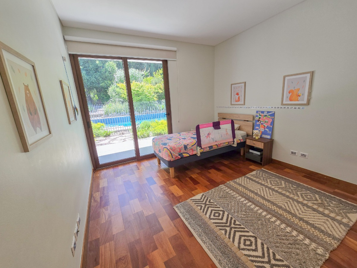 Venta Casa SO 5D en suite Walk-in cl&oacute;set 5B 2E 2B El Array&aacute;n - Lo Barnechea
