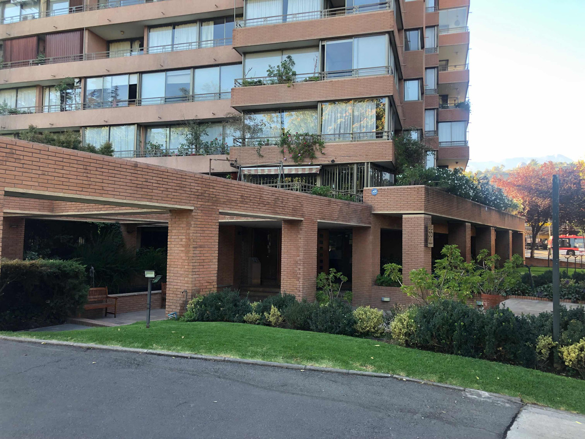 Arriendo Departamento 3D 2B 1E 1B Alto Las Condes - Las Condes