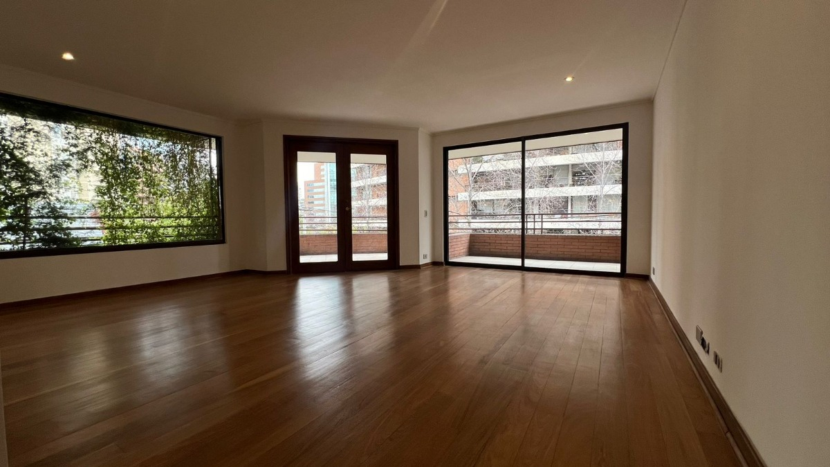Arriendo Departamento SP 3D en suite 2B 2E 1B Barrio El Golf - Las Condes