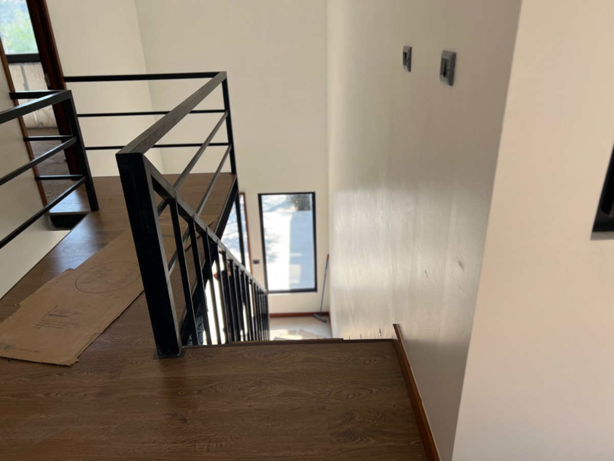 Arriendo Casa NO 4D en suite Walk-in cl&oacute;set 4B 3E La Dehesa - Lo Barnechea