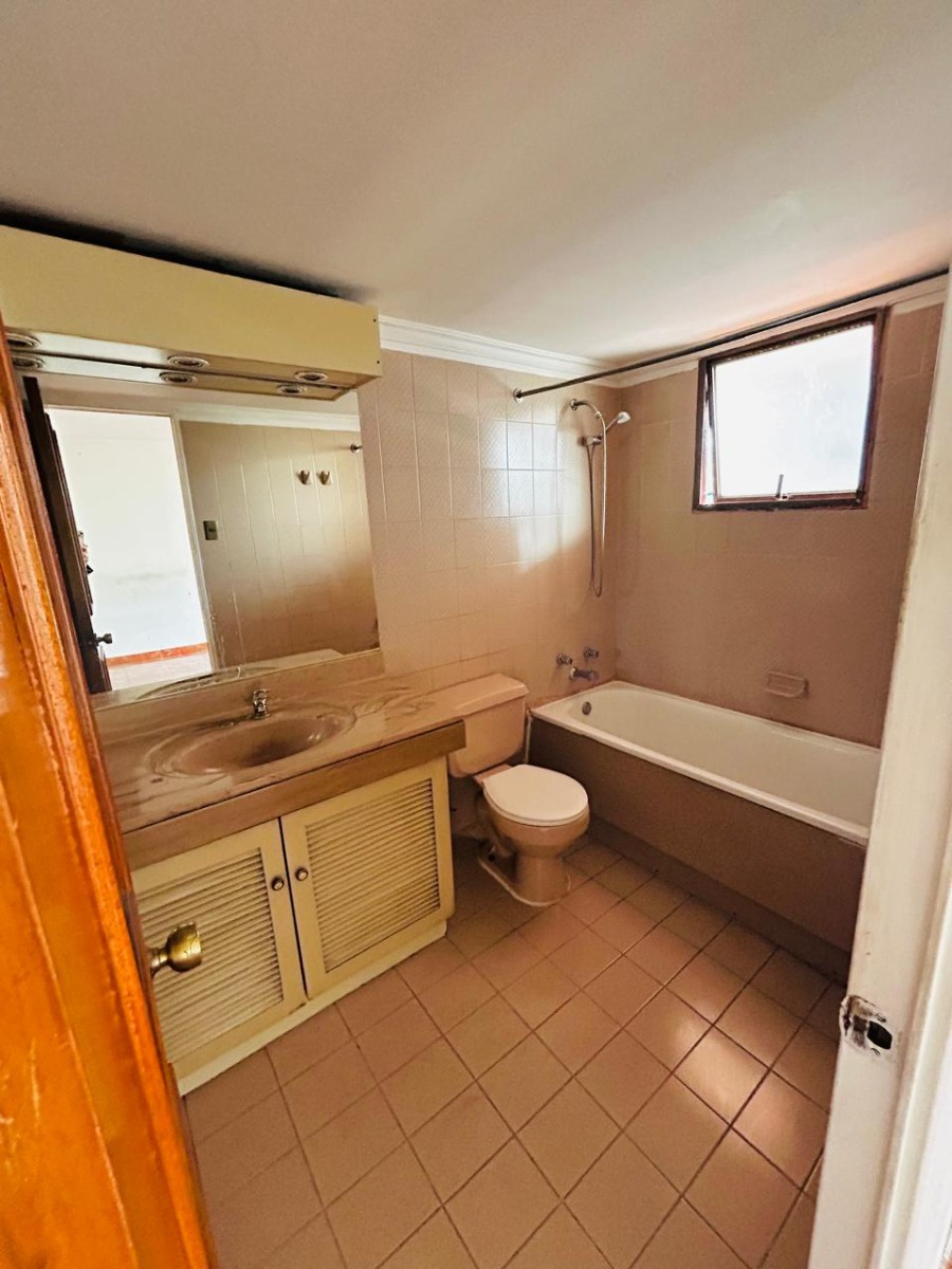 Arriendo Departamento NOSP 4D en suite Walk-in cl&oacute;set 3B 1E 1B Los Leones - Providencia