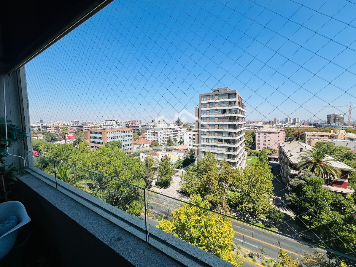 Venta Departamento SP 3D en suite Walk-in cl&oacute;set 3B 3E 1B Campus Oriente - Providencia