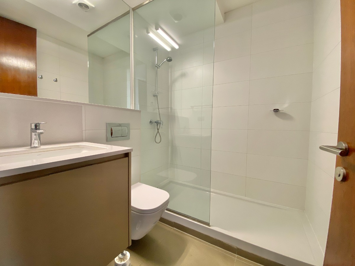 Arriendo Departamento NO 3D en suite Walk-in cl&oacute;set 5B 3E 1B Lo Curro - Vitacura