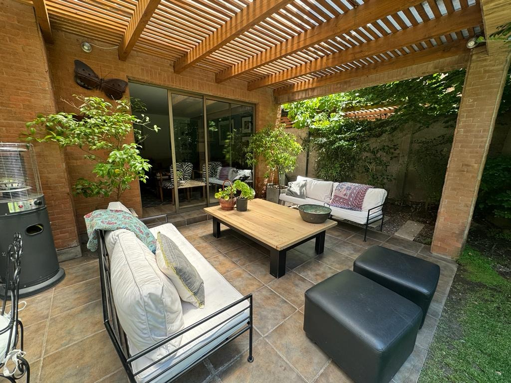 Venta Casa NO 4D en suite Walk-in cl&oacute;set 4B 2E 1B Los Trapenses - Lo Barnechea