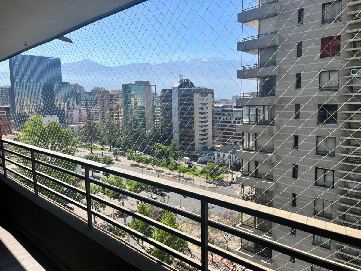Arriendo Departamento S 2D en suite 2B 1E 1B Metro Escuela Militar - Las Condes