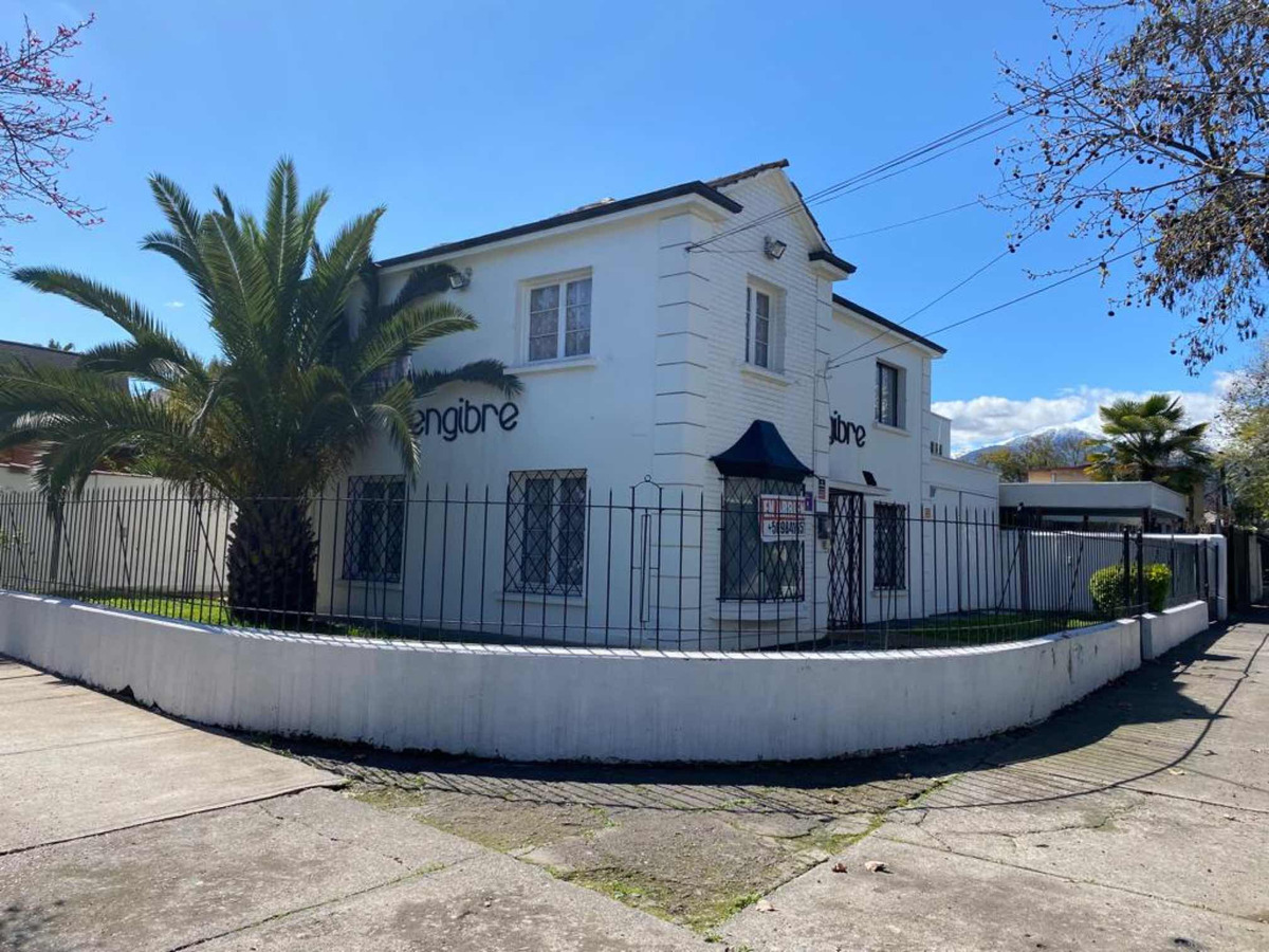 Arriendo Casa 4D 3B 3E 1B Parque Bot&aacute;nico - &Ntilde;u&ntilde;oa