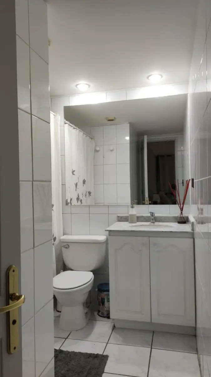 Arriendo Departamento NP 2D en suite Walk-in cl&oacute;set 2B 1E 1B Barrio El Golf - Las Condes