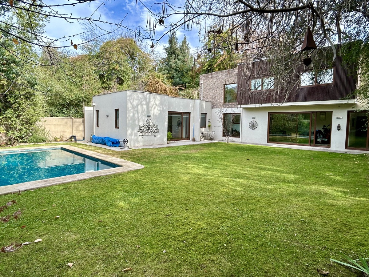 Venta Casa O 5D en suite Walk-in cl&oacute;set 4B 5E 1B La Dehesa - Lo Barnechea