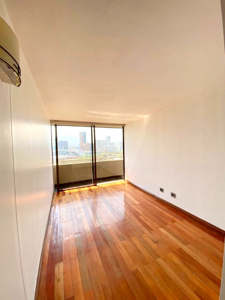 Arriendo Departamento 2D Parque Arauco - Las Condes