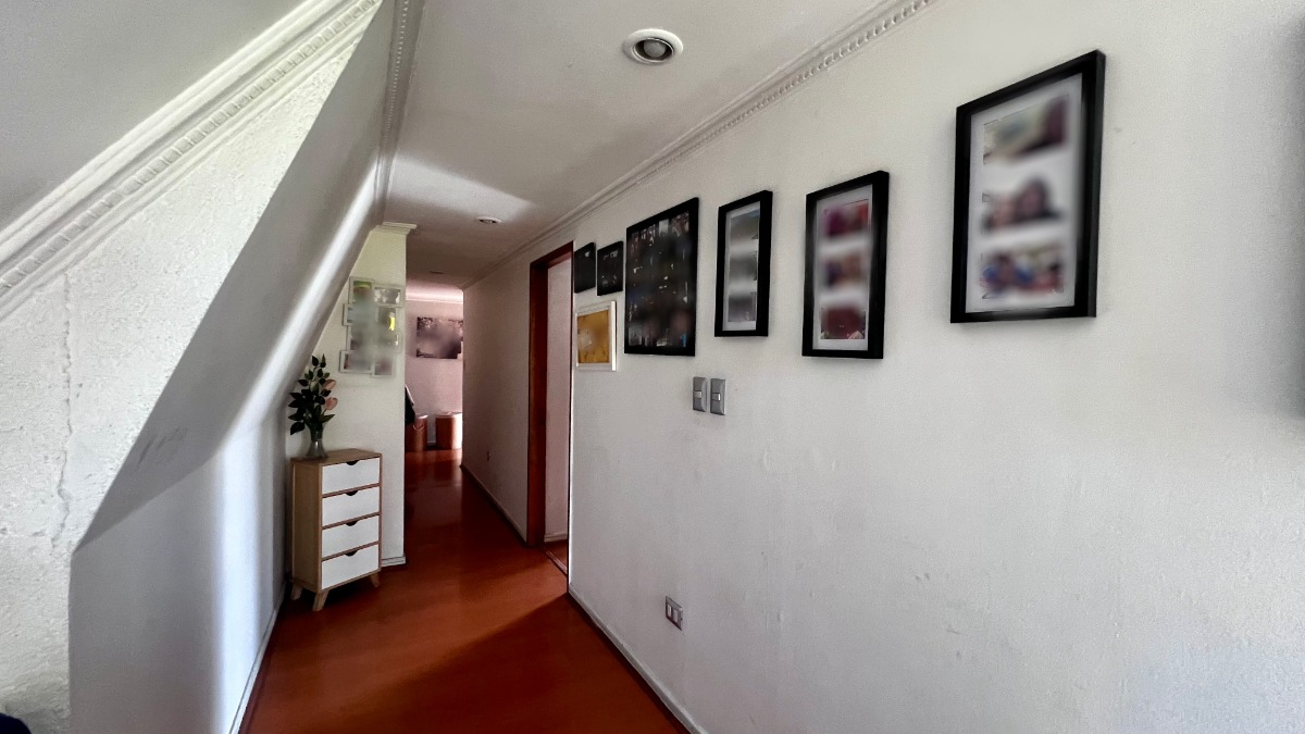 Venta Casa NO 4D en suite 3B 2E 1B Blest Gana - La Reina