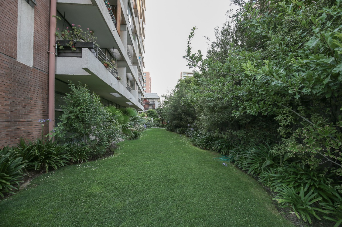 Arriendo Departamento NO 3D en suite Walk-in cl&oacute;set 2B 1E 1Bd Metro Monse&ntilde;or Eyzaguirre - &Ntilde;u&ntilde;oa