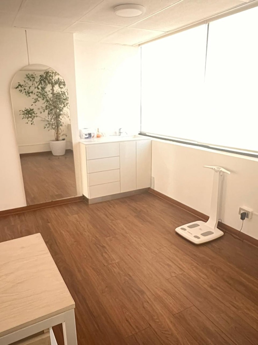 Arriendo Oficina 2B 3E 1B Barrio El Golf - Las Condes