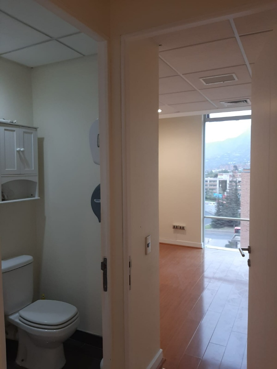 Arriendo Oficina 2B 1E 1B Estoril - Las Condes