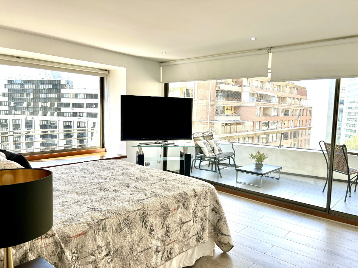 Arriendo Departamento SO 4D en suite Walk-in cl&oacute;set 4B 2E 1B Barrio El Golf - Las Condes