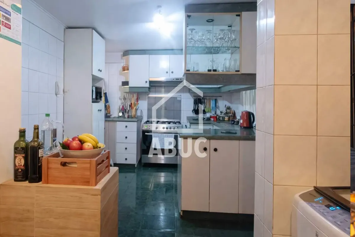 Venta Casa NO 5D 3B 2E 1Bd  - Las Condes