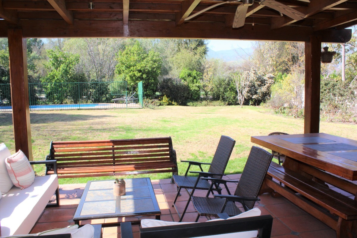 Venta Casa O 5D en suite Walk-in cl&oacute;set 4B 2E Chicureo - Colina